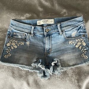 2013 Abercrombie low rise shorts